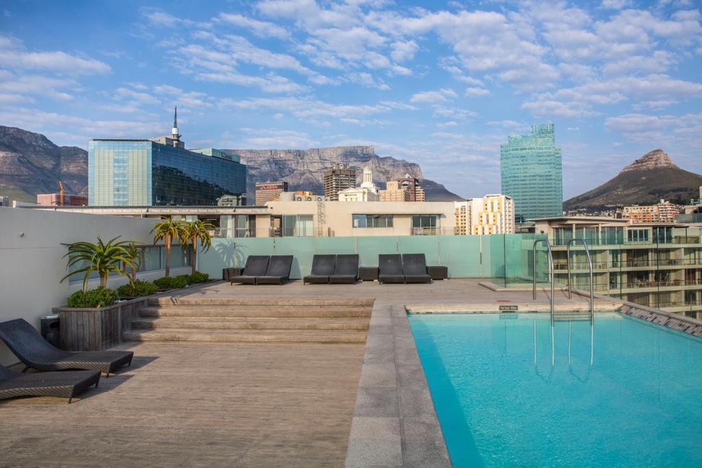 Harbour Bridge Waterfront Apartment Cape Town Bagian luar foto